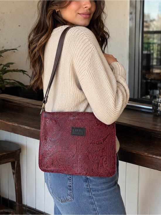 Fossil Handbags - Relic Fossil Embossed Leather Shoulder Bag❤️🔥